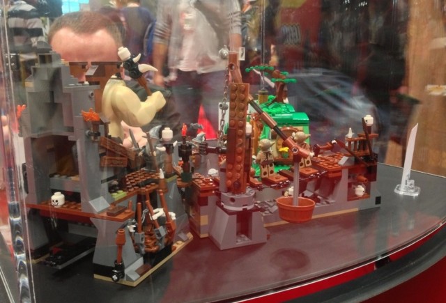 Back of LEGO The Goblin King Battle Hobbit Set at NYCC 2012