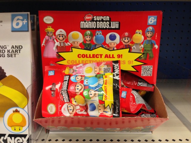 K'NEX New Super Mario Bros. Wii Blind Bags Figures Case 2013