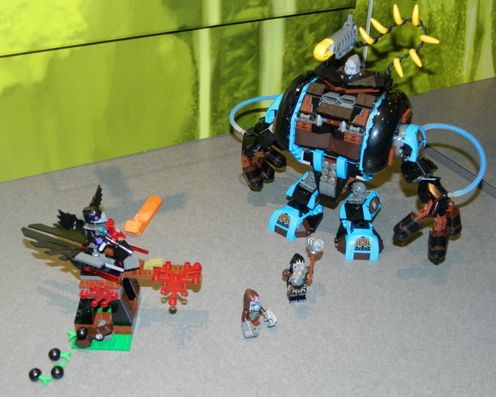 LEGO 70008 Legends of Chima Gorzan's Gorilla Striker Mech