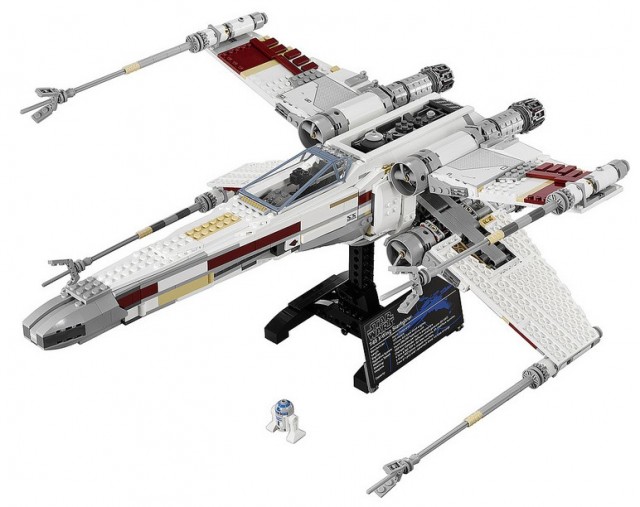 LEGO Star Wars Ultimate Collector's Series Red-Five X-Wing 10240