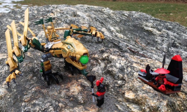 LEGO Ninjago The Golden Dragon vs. Lord Garmadon Henchmen Minifigures 70503