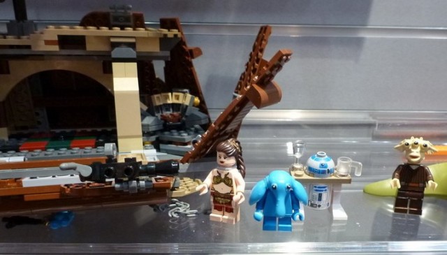 LEGO Jabba's Sail Barge Full 2013 Set 75020 Minifigures Slave Leia Max Rebo Serving Droid R2-D2