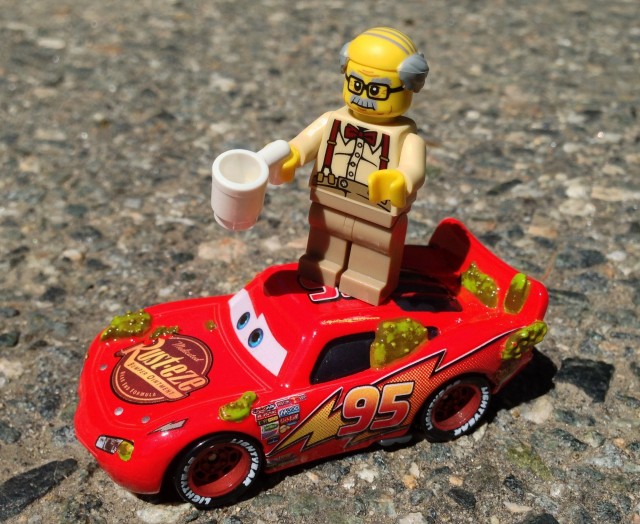 2013 LEGO Grandpa Minifigure Rides Lightning McQueen Race Car