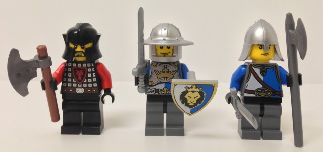 LEGO Castle 2013 Gold Getaway Minifigures 70401 Red Blue Knights