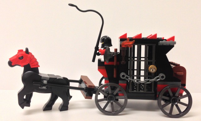 LEGO Gold Getaway Castle Set 2013 Horse Pulls Jail Carriage Prison Cart