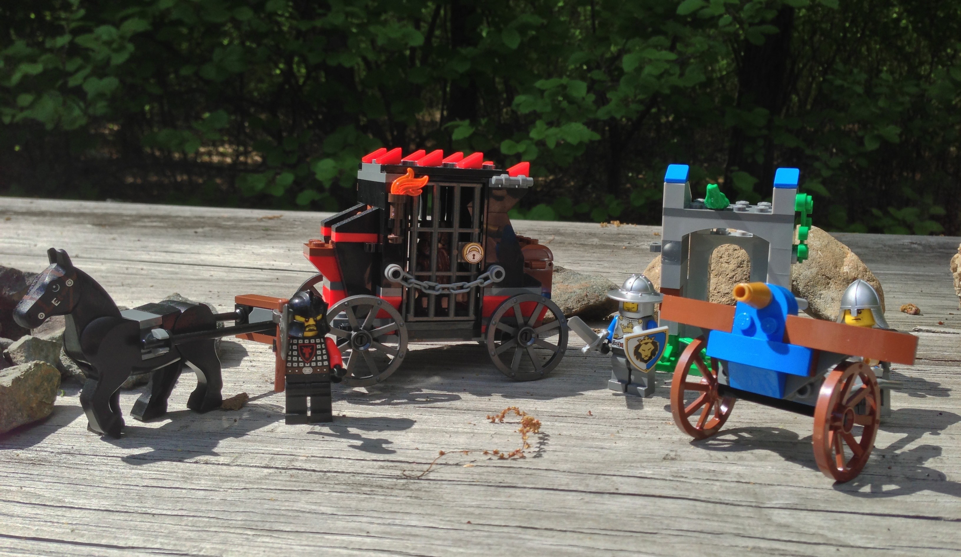 Summer 2013 Lego Castle Gold Getaway Review And Set Photos 70401 Bricks