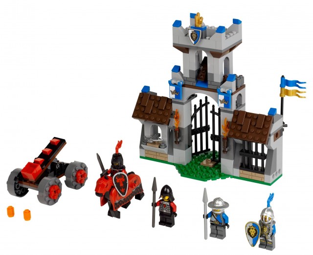 LEGO Castle Gatehouse Raid 70402 Summer 2013 Set