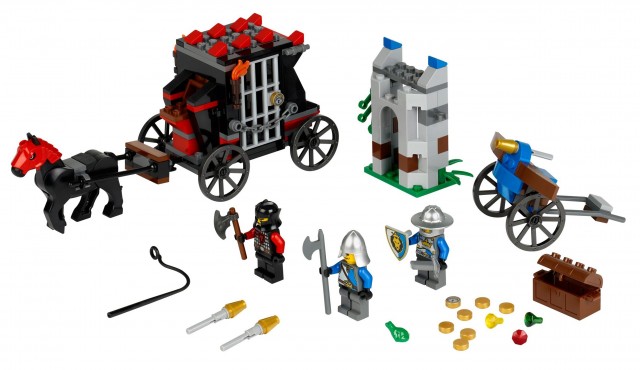 LEGO Castle Gold Getaway 70401 Set with Evil LEGO Black Horse
