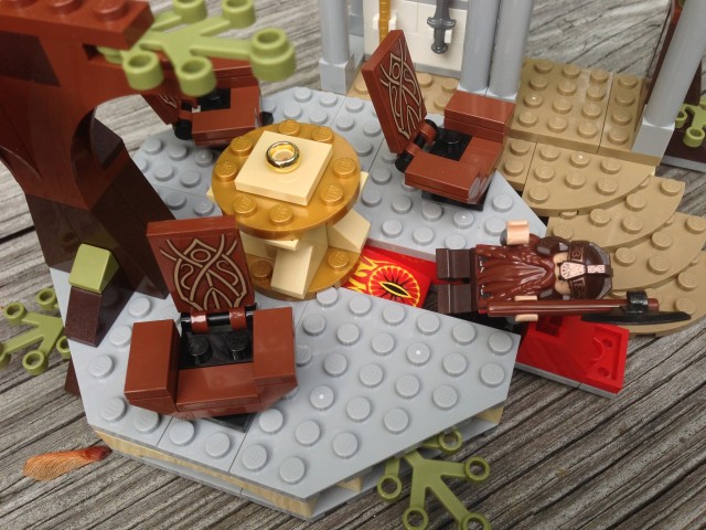 LEGO Council of Elrond Eye of Sauron Launches Gimli Minifigure Action Feature