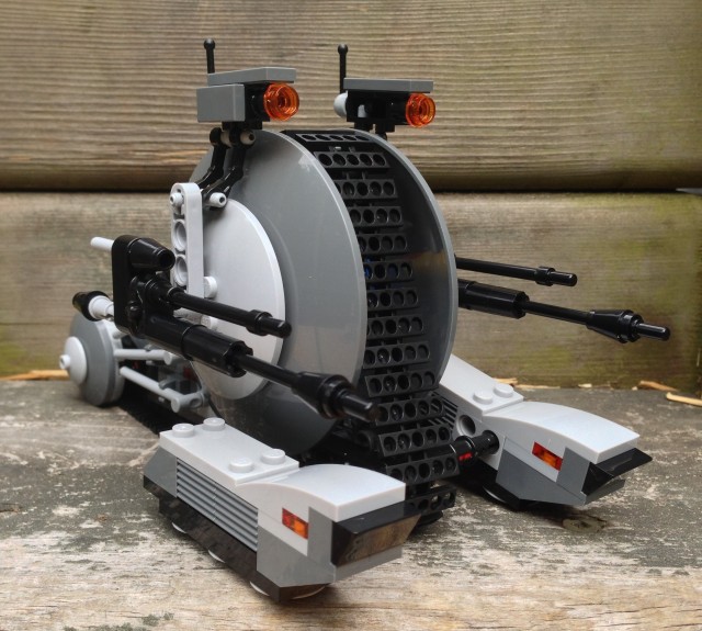 Summer 2013 LEGO Separatist Tank Droid Set 75015
