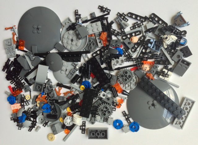 LEGO Star Wars 75015 Corporate Alliance Tank Droid Pieces Unassembled