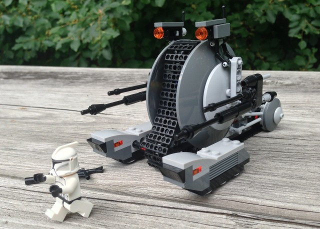 LEGO 75015 Clone Trooper Runs from Tank Droid Summer 2013 Star Wars
