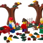 LEGO 40057 Fall Scene Polybag Set Released!