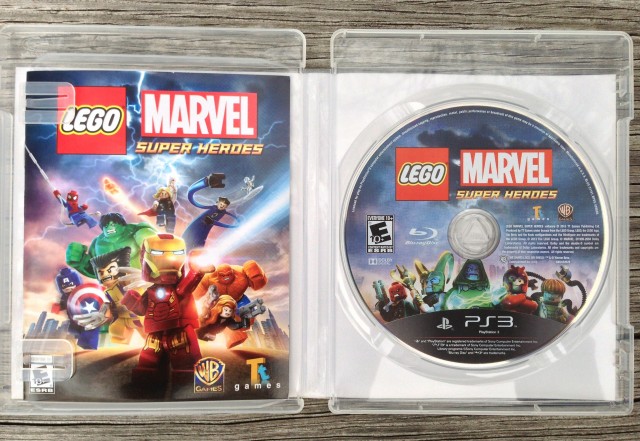 LEGO Marvel Super Heroes Video Game Case Interior & Instructions Booklet