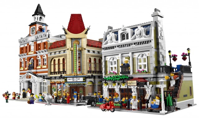 LEGO Modular Buildings Town Hall Palace Cinema Parisian Restaurant