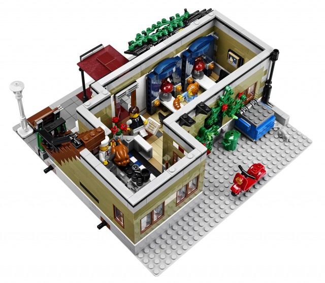 Roof Removed from LEGO Expert Creator Parisian Restaurant Set