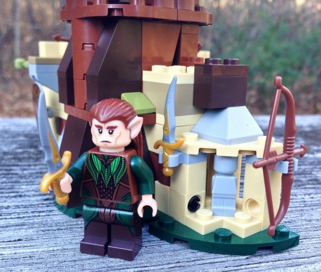 LEGO The Hobbit 2014 Mirkwood Elf Army Weapons Rack