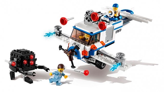 Winter 2014 The LEGO Movie LEGO City Plane Set with Plungers