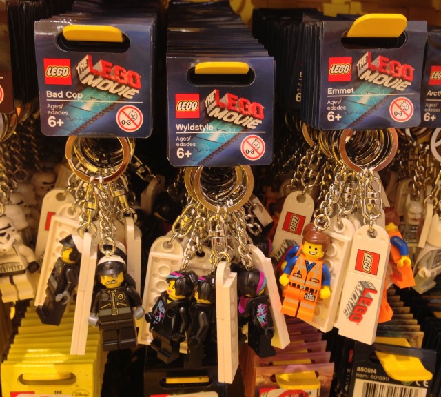 The LEGO Movie Keychains Emmet Wyldsyde Bad Cop