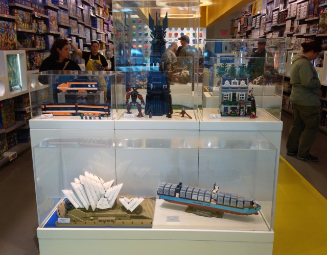 LEGO Store Display January 2014 Maersk Line & Parisian Restaurant