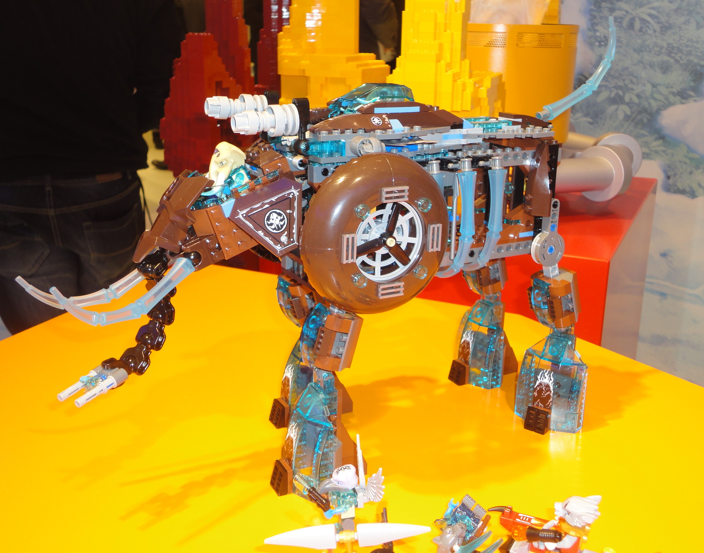 lego chima maula's ice mammoth stomper