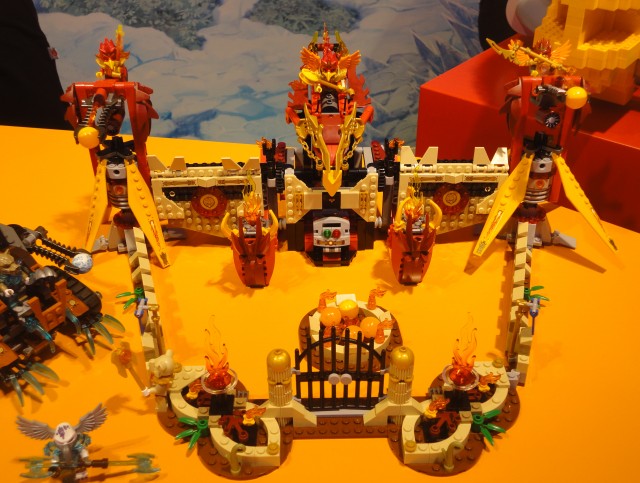 LEGO 70146 Chima Flying Phoenix Fire Temple Summer 2014 Set