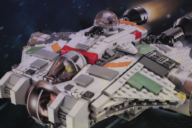 LEGO 75053 Star Wars Rebels Ghost Ship Minifigures Close-Up