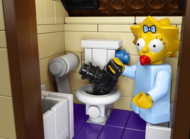 LEGO Simpsons Bathroom with LEGO Toilet
