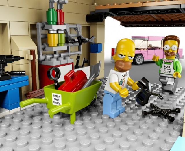 LEGO Simpsons House 71006 Garage LEGO February 2014