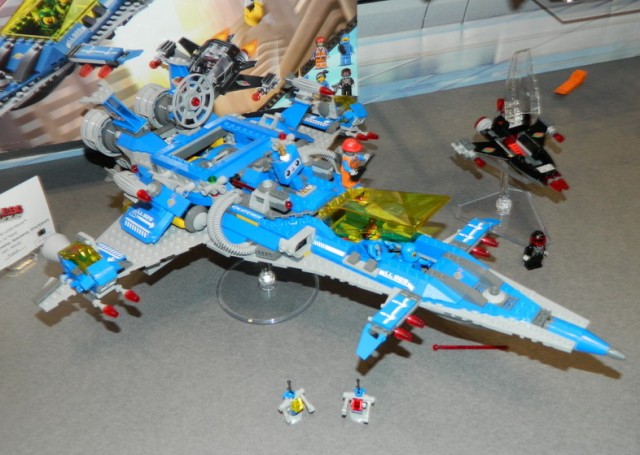 70816 LEGO Movie Benny's Spaceship Summer 2014 Toy Fair Set