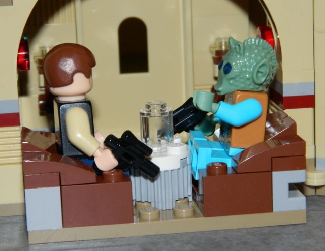 LEGO Star Wars Greedo and Han Solo Minifigures from LEGO 75052 Mos Eisley Cantina Set