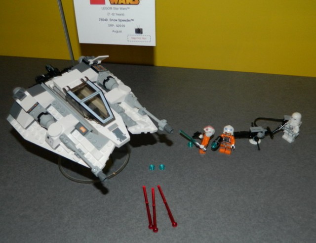 Toy Fair 2014 LEGO Star Wars Snowspeeder 75049 with Dak Ralter Minifigure