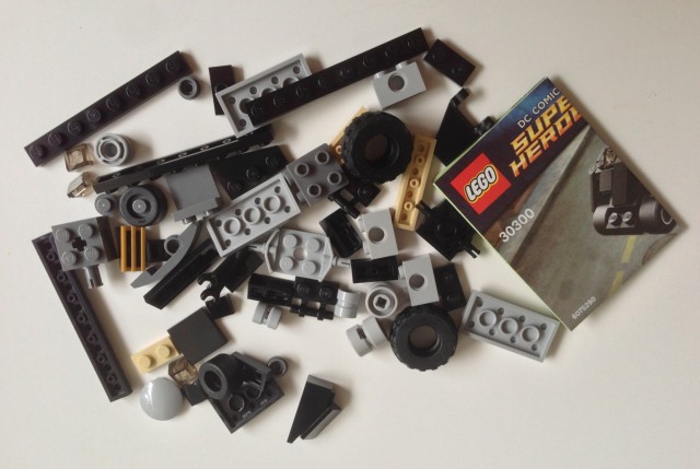30300 LEGO The Batman Tumbler Unassembled Pieces