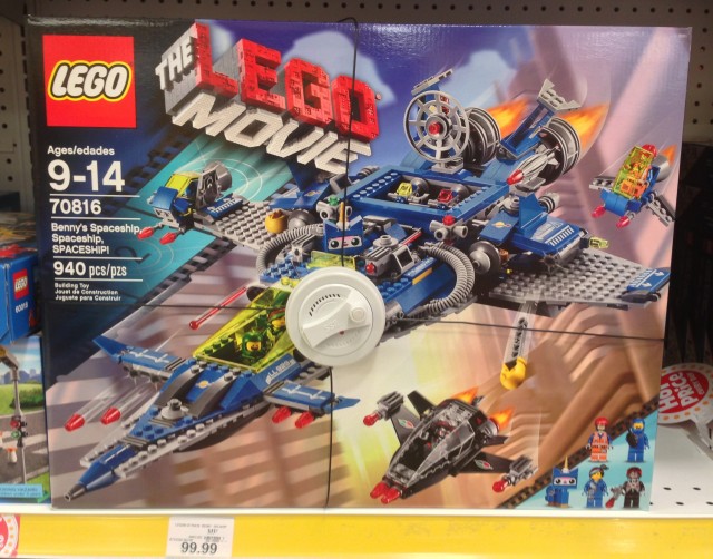 LEGO Movie Benny's SPACESHIP 70816 Released in Stores