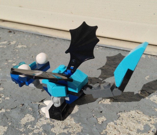 LEGO Blue Mixels Flurr Frosticons Figure Side View