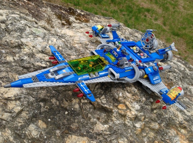 The LEGO Movie Benny's Spaceship, Spaceship, SPACESHIP! 70816 Summer 2014 Set