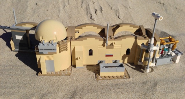 Mos Eisley Cantina LEGO Star Wars 2014 Set Back