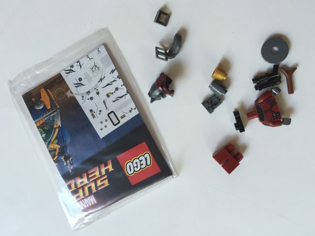 Toys R Us Exclusive LEGO Rocket Raccoon Set Unassembled