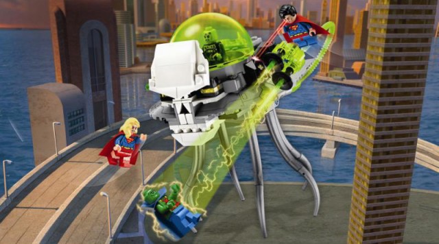 LEGO DC Brainiac Attack 76040 Minifigures Supergirl Brainiac Martian Manhunter