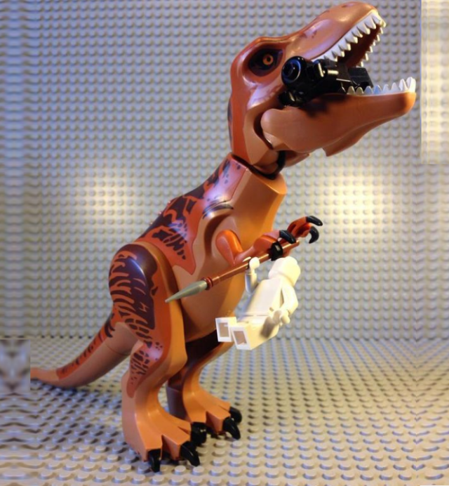 LEGO Jurassic World T-Rex Figure 1