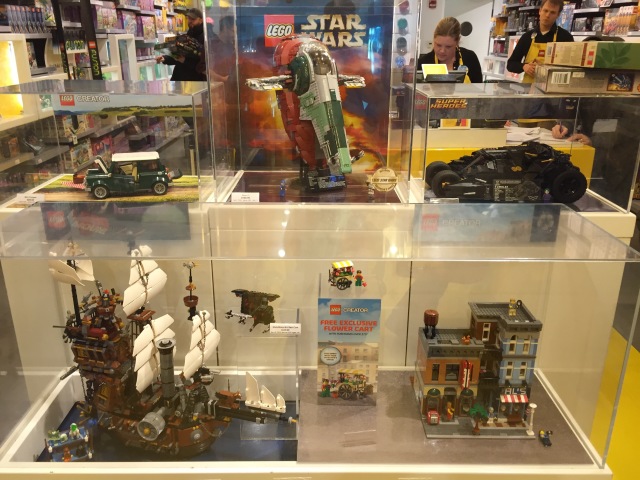 2015 LEGO Store Exclusive Sets Display