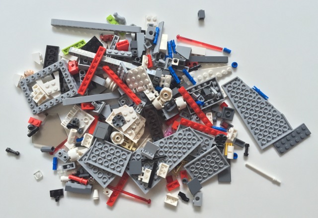 LEGO T-16 Skyhopper 2015 Set Unassembled Pieces