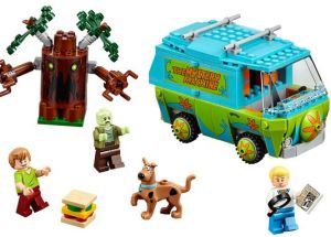 LEGO Scooby-Doo Mystery Machine 75902 Set