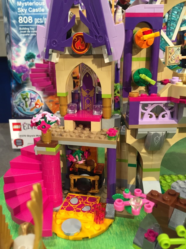 Elves LEGO Skyra's Mysterious Sky Castle Set 