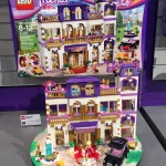 LEGO Friends Heartlake Grand Hotel Summer 2015 Set Photos!