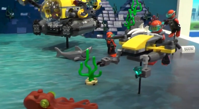 LEGO 60090 Deep Sea Scuba Scooter Set at Nuremberg Toy Fair 2015