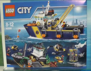 LEGO Deep Sea Exploration Vessel 60095 Box