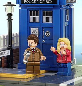 LEGO Doctor Who Minifigure with Tardis and Dalek