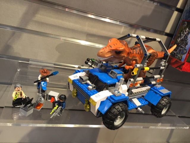 2015 Toy Fair LEGO Jurassic Park Armored Vehicle 75918