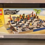 LEGO Pirates Chess Set 40158 Released & Photos!